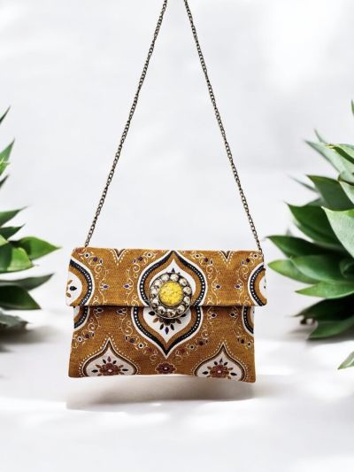Pochette con doppia chiusura