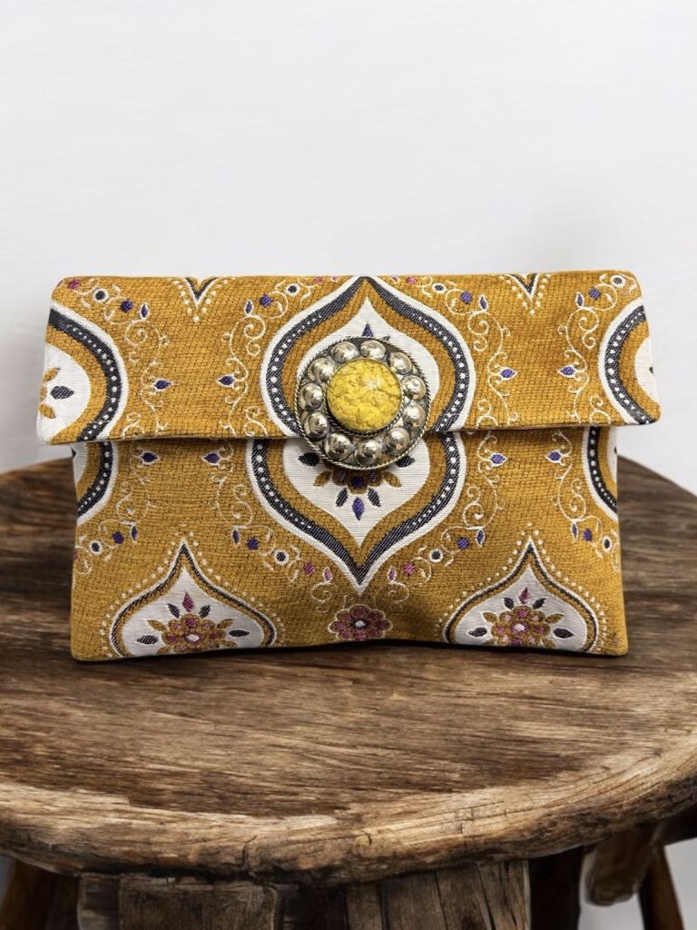 Pochette con doppia chiusura