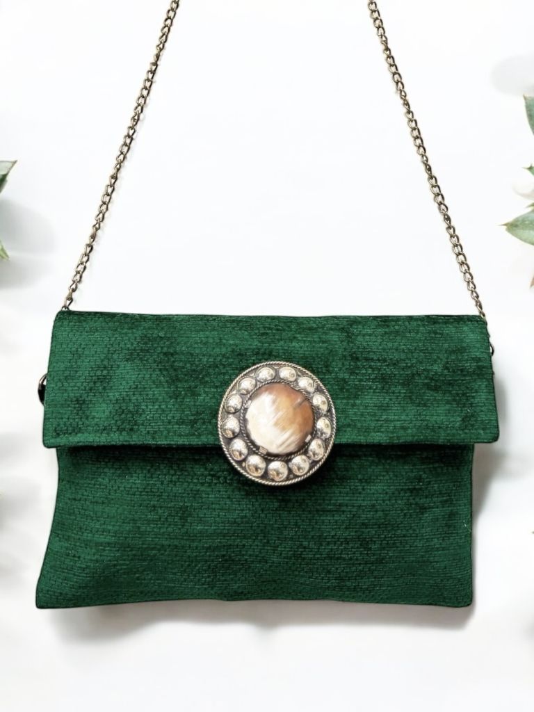 Pochette con doppia chiusura