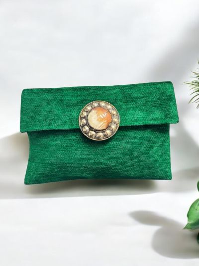 Pochette con doppia chiusura