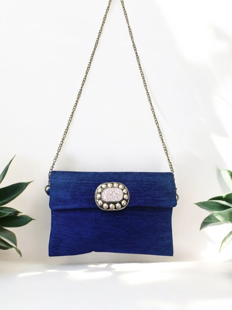 Pochette con doppia chiusura