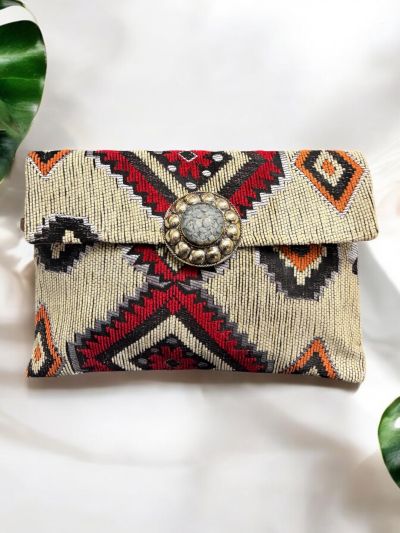 Pochette con doppia chiusura