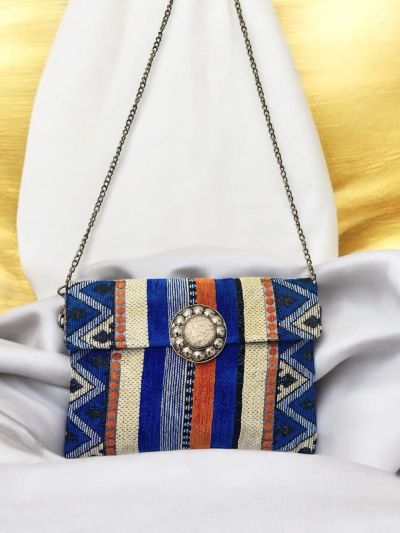 Pochette con doppia chiusura