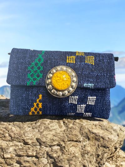 Pochette con doppia chiusura