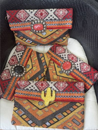 POCHETTE CON DOPPIA CHIUSURA