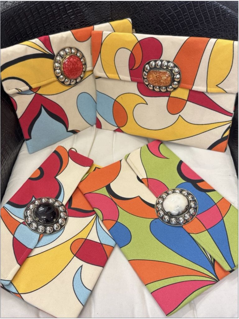 POCHETTE CON DOPPIA CHIUSURA
