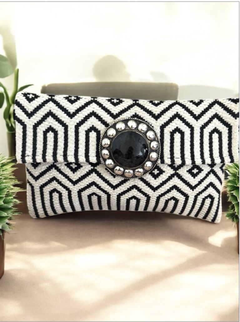 POCHETTE CON DOPPIA CHIUSURA