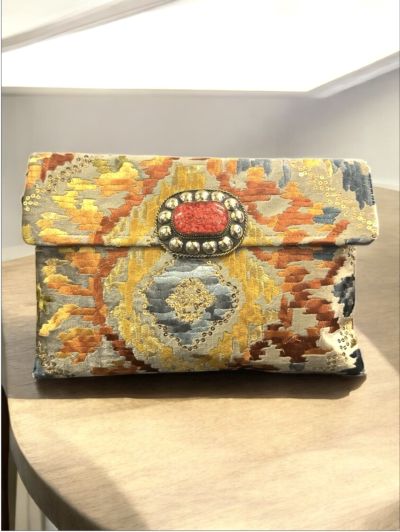 POCHETTE CON DOPPIA CHIUSURA
