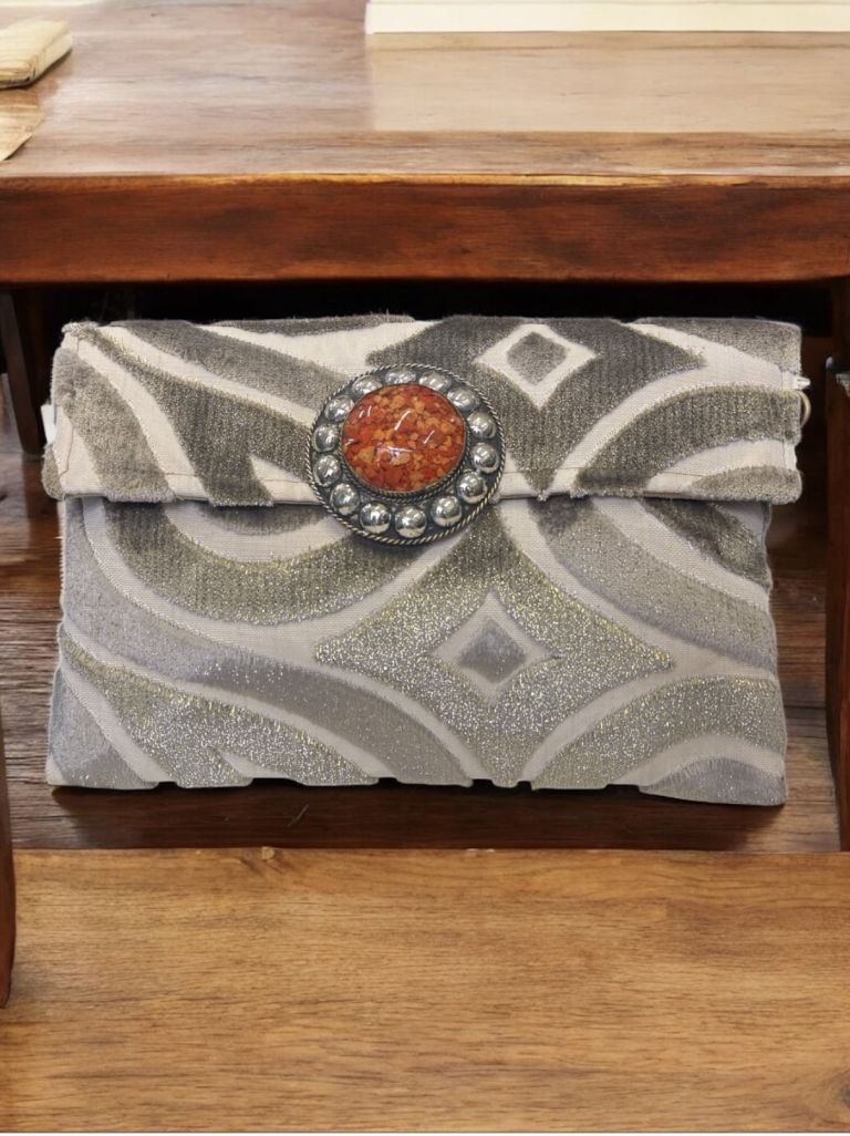 POCHETTE CON DOPPIA CHIUSURA