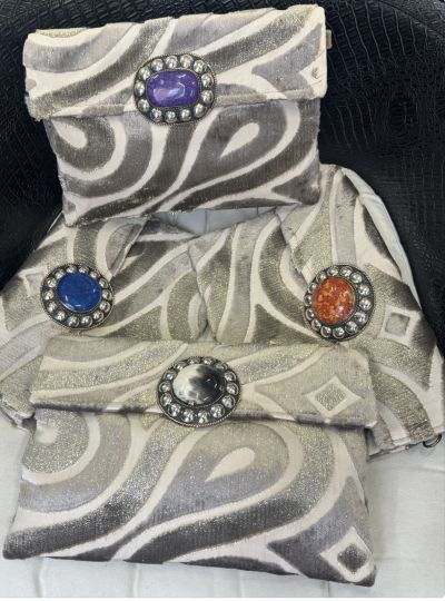 POCHETTE CON DOPPIA CHIUSURA + TRACOLLA