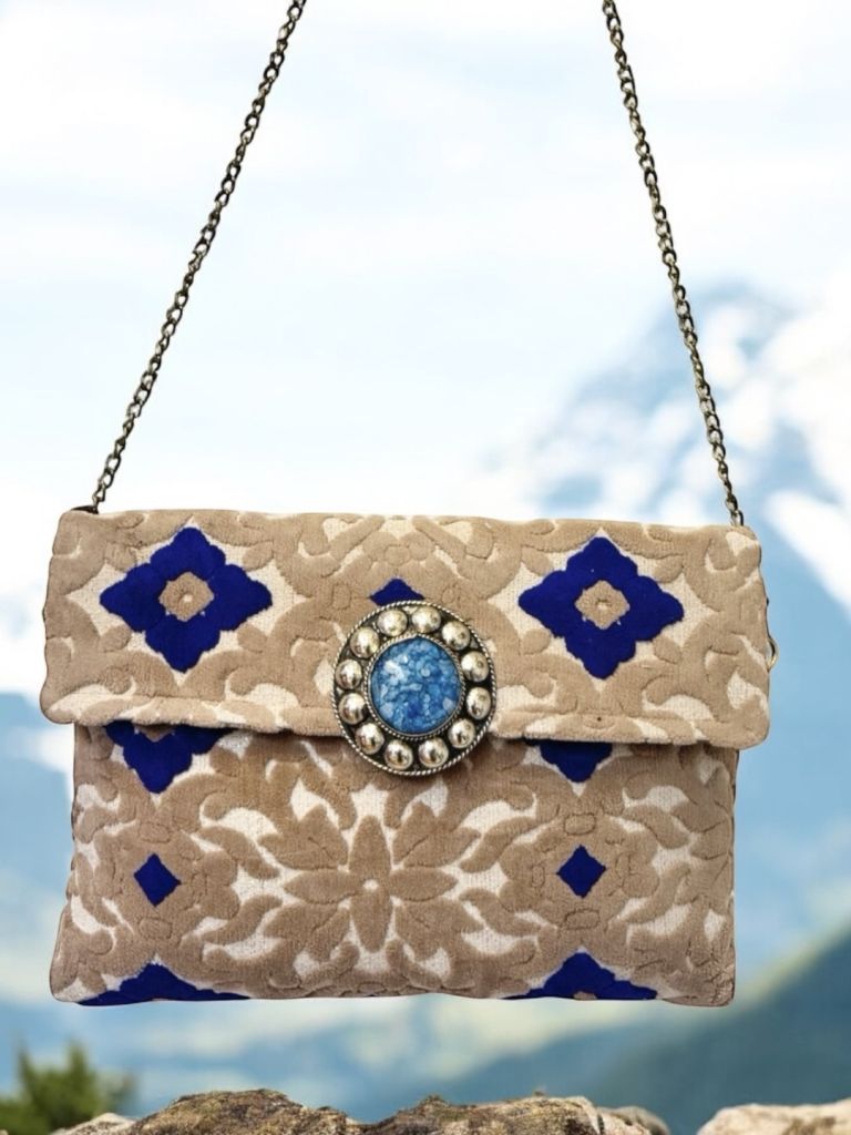POCHETTE CON DOPPIA CHIUSURA +TRACOLLA
