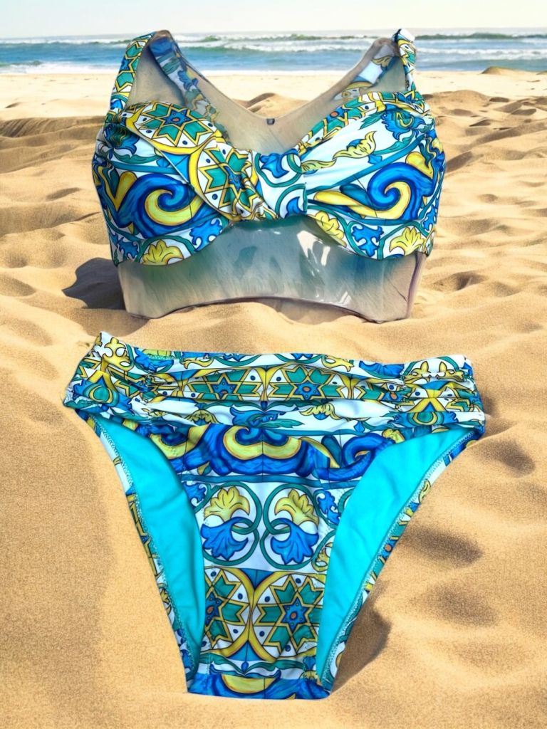BIKINI NODO CON FERRETTO