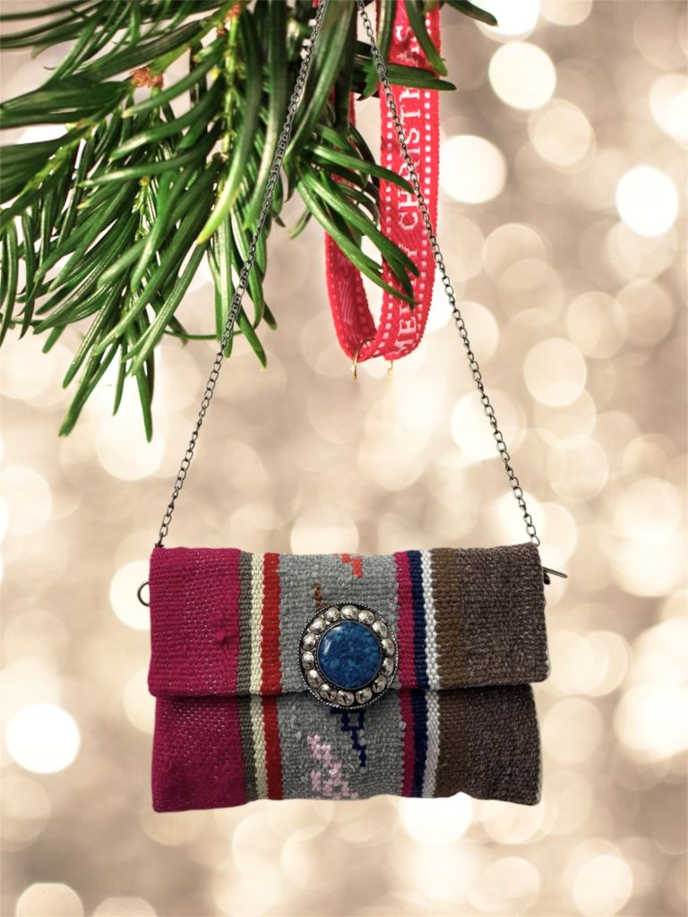 Pochette con doppia chiusura