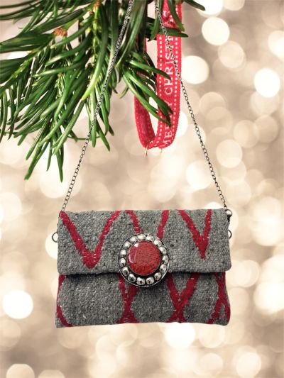Pochette con doppia chiusura