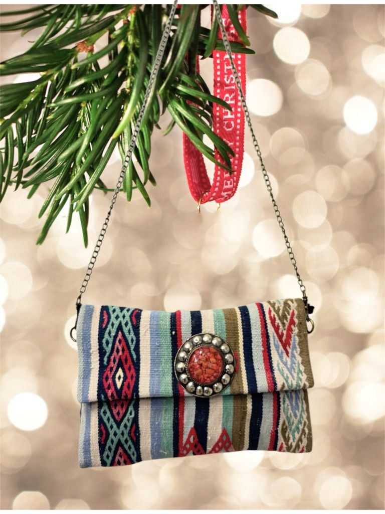 Pochette con doppia chiusura