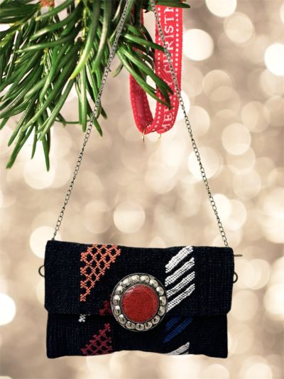 Pochette con doppia chiusura